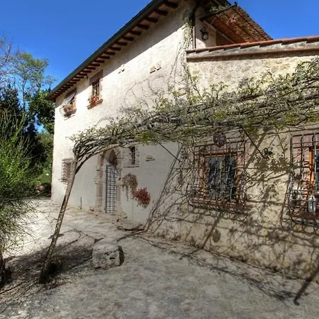 Sleeps 8 Pool Wifi Hébergement de vacances *